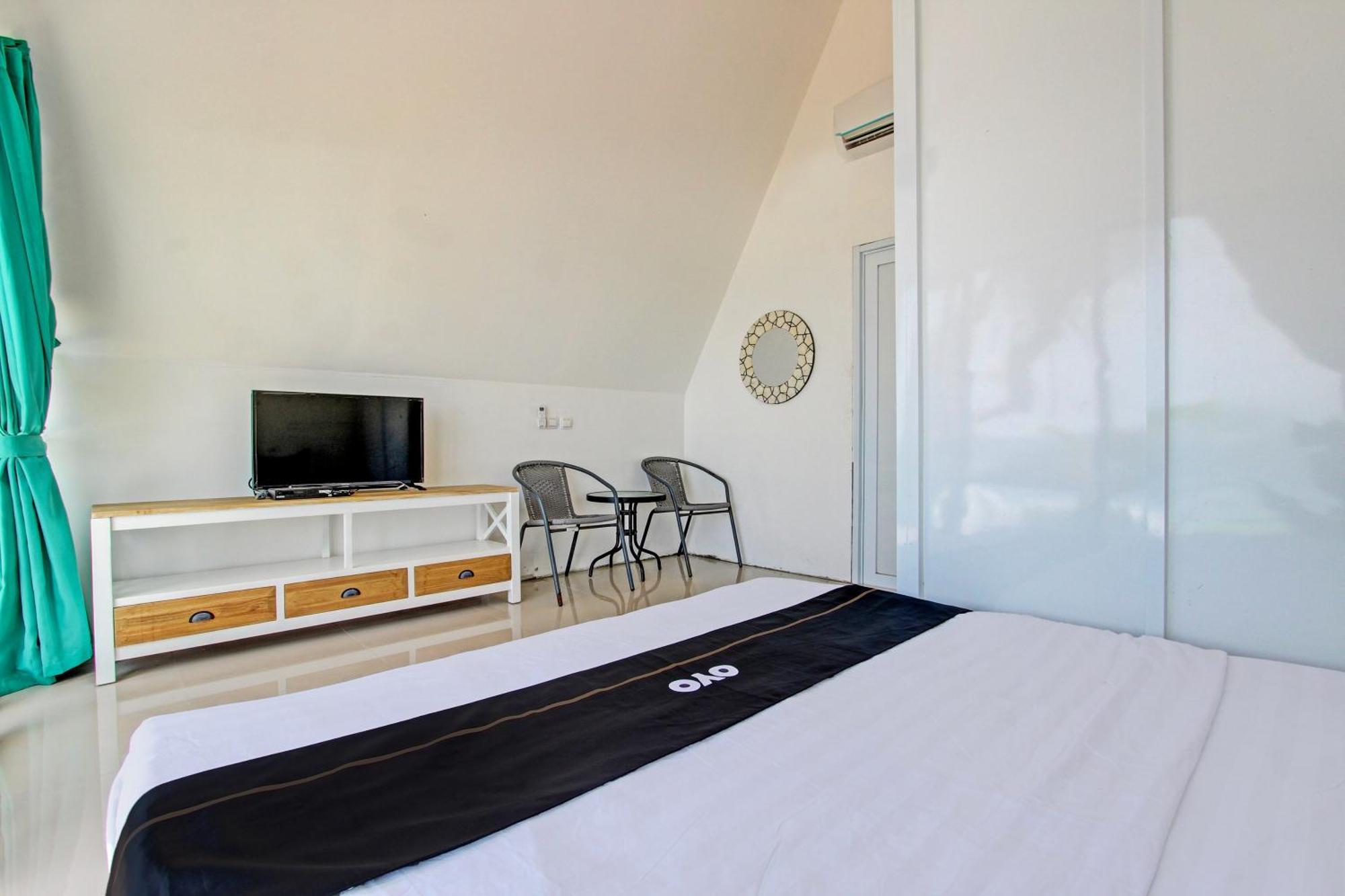 Palette 93389 Osanna Beach Resort Wonogiri Exteriör bild
